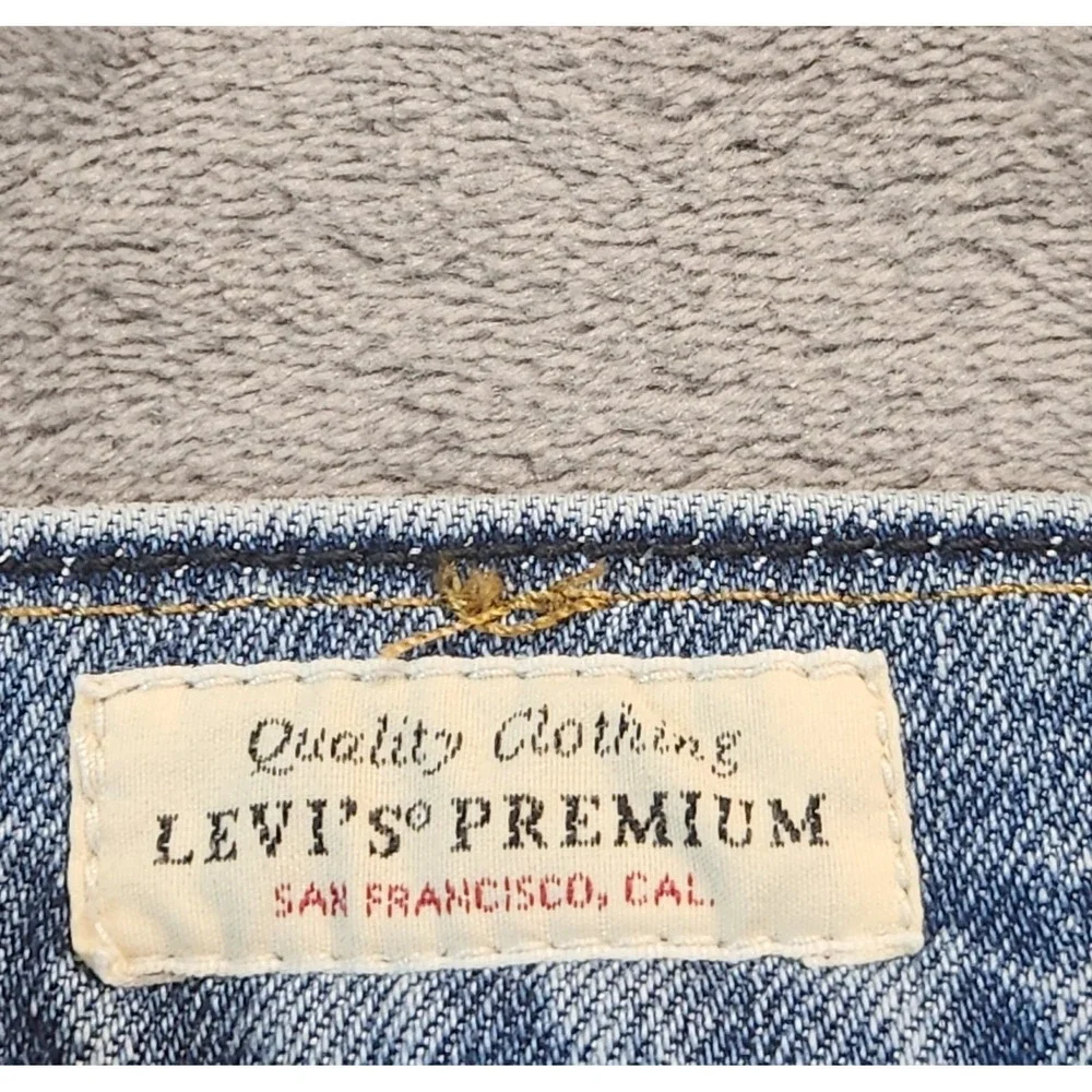 Levis Jeans 502 Mens 30x30 Blue Premium Tapered Denim Medium Wash